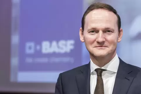 Uwe Liebelt ist bei der BASF President European Verbund Sites. 