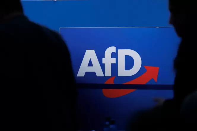 Übermäßige Beschneidung der Freiheitsrechte“: FDP kippt Lauterbach-Plan für  Rauchverbot im Auto