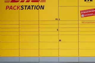 „Klick hääßt bei enre Packstation, dass irchendwu an de Station e Schließfach uffgange isch“, schreibt unser Kolumnist, der alle