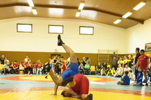 Auf den zwei Matten in der Athleten wurden beispielsweise auch schon 2019 (Foto) Jugend-Pfalzmeisterschaften ausgetragen.