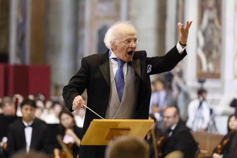 Im Petersdom in Rom: Am 14. September 2019 dirigierte Leo Kraemer dort Mozarts Krönungsmesse. 