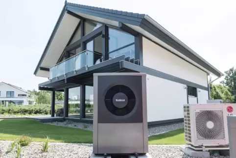 Bis 2028 soll die Wärmeplanung in Kommunen, die Vorschläge zu alternativen Heizsystemen wie etwa eine Luft-Wärmepumpe beinhalten