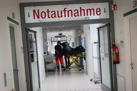 Überfüllte Notaufnahmen, Chaos und Konflikte : Haben sich die Befürchtungen bewahrheitet? 