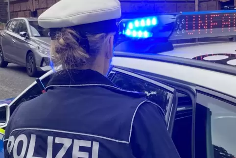 Versuchter Pkw-Diebstahl: Polizei ermittelt.