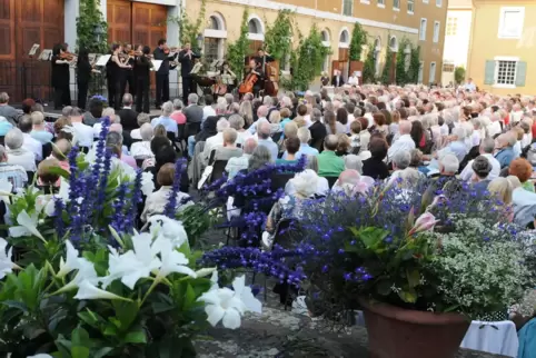 Das Kammerorchester „La Palatina Nova“ gestaltete 2016 das Festkonzert zum 50-jährigen Bestehen der „Wachenheimer Serenade“. Am 