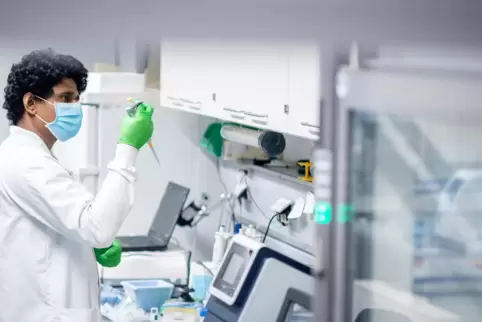 Die erfolgreiche Arbeit in den Laboren von Biontech soll ein Grundstein für den Biotechnologiestandort Rheinland-Pfalz werden. 