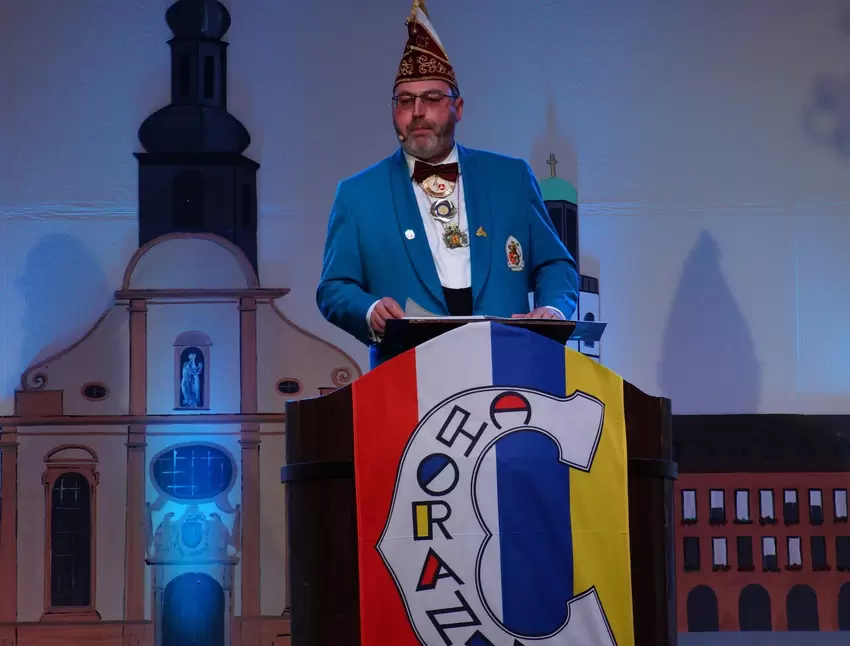Scharfzüngige Abrechnung mit der Politik: Protokoller Thomas Kehl.
