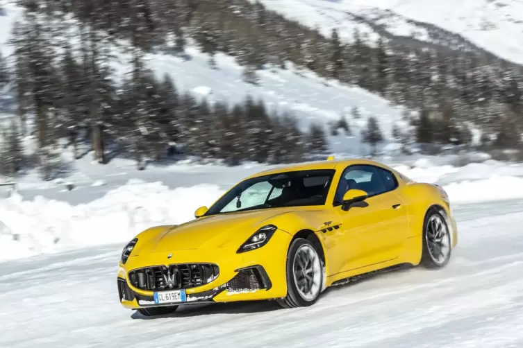 Bei Maserati – hier ein auffällig lackierter GT – brechen neue Zeiten an. 