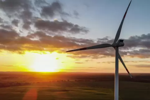 Laut den Untersuchungsergebnissen war eine Windkraftanlage für die Überspannung verantwortlich. 