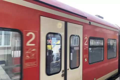 Einige S-Bahnen ab und nach Kaiserslautern fallen abends aus.