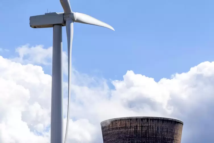 Die einen bauen Windräder, die andern halten am Atomstrom fest: Energiepolitik ist und bleibt ein Zankapfel zwischen Deutschland
