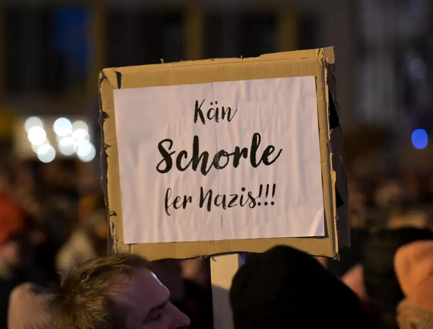 Die Demo-Teilnehmer bewiesen Humor.