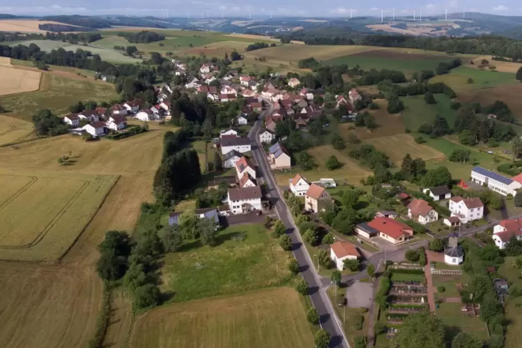 Luftaufnahme der Ortsgemeinde Selchenbach. 