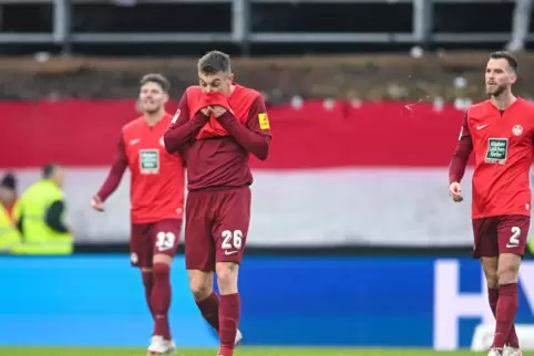 Frust im Saarland: Der FCK verliert 1:2 in Elversberg. 