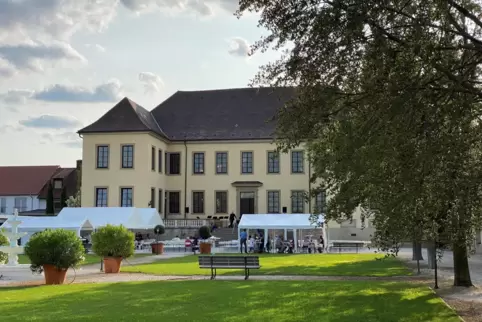 Mozart und spanische Gitarrenklänge: Am Schloss Fußgönheim sind im Sommer zwei Konzerte geplant. 