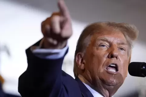 Ex-Präsident Donald Trump zieht im HIntergrund die Fäden. 