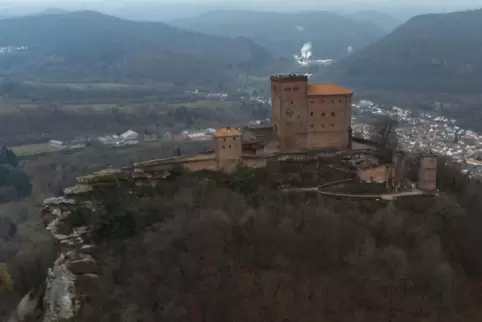 Die Burg Trifels ist eines der beliebtesten Ausflugsziele der Region.