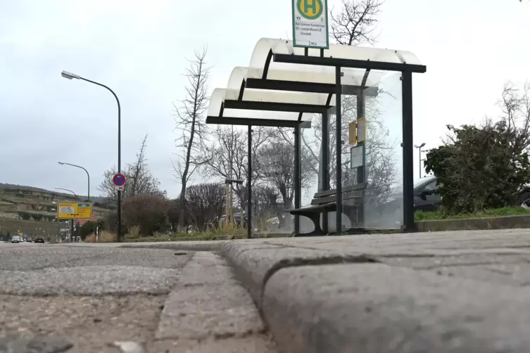 Eine Umgestaltung der Bushaltestelle in der Gutleutstraße war bereits 2021 im Gespräch.
