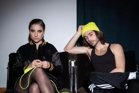 Das Elektropop-Duo Galant: Mona Meiller singt und Paul-Aaron Wolf. 