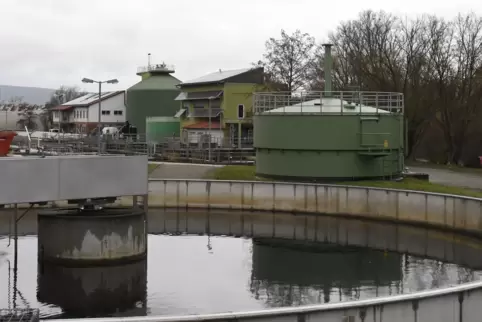 Kann aus dem Abwasser in der Kläranlage von Weisenheim am Sand Wärme gewonnen werden? Das wird nun geprüft. 