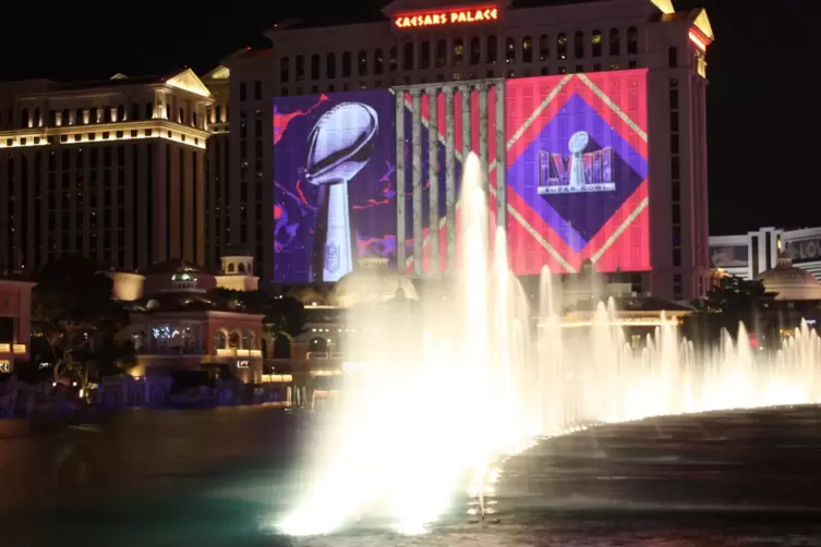 Super Bowl romantisch: Die ber&uuml;hmten Font&auml;nen vor dem Bellagio. 