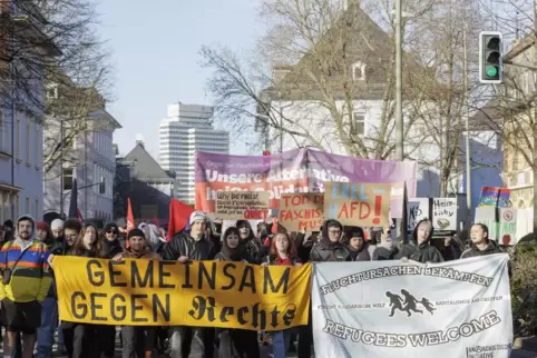 Rund 6000 Menschen demonstrierten am 27. Januar in Kaiserslautern gegen Rechtsextremismus.