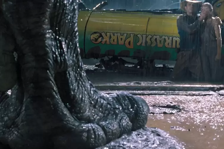 Großer T-Rex auf großer Leinwand: „Jurassic Park“.