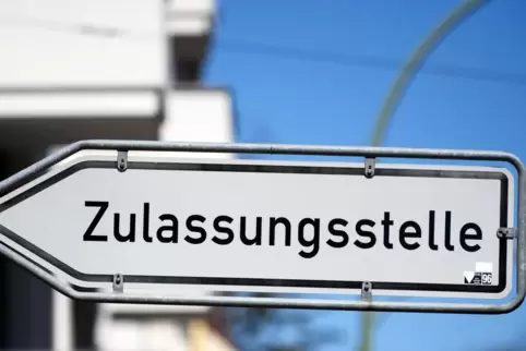 Hier geht’s lang: Zulassungsstellen gibt es im Rhein-Pfalz-Kreis im Kreishaus in Ludwigshafen sowie in den Verbandsgemeindeverwa