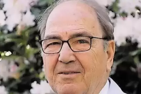 Chordirektor Willy Börckel. 