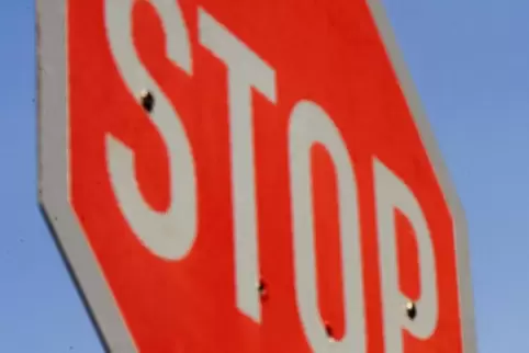 Allein 20 Verstöße gegen das Haltegebot an Stop-Schildern registrierte die Polizei bei ihren Verkehrskontrollen.