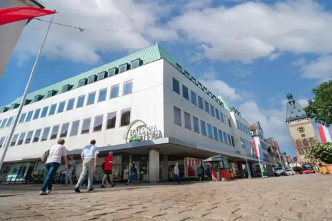 Das einzig noch verbliebene Warenhaus in der Pfalz steht in Speyer. 