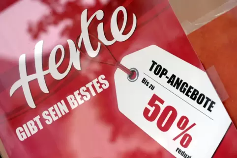 Ein Hertie-Plakat aus dem Jahr 2009.