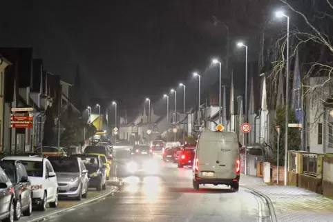 Hell erleuchtet: die Straßen von Bobenheim-Roxheim.