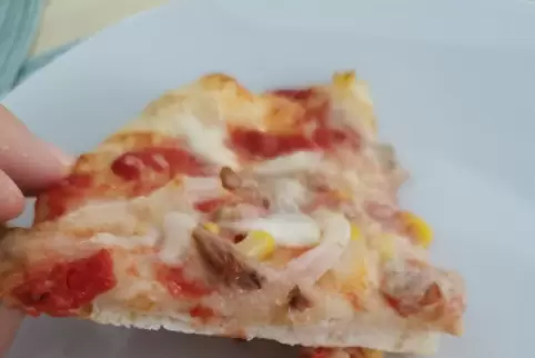 Pizza-Käse und Fleisch sind aus einer Pizzeria gestohlen worden.