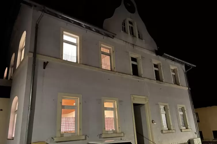 Was wirklich alles am Bürgerhaus in Quirnheim sanierungsbedürftig ist, soll nun eine Firma klären 
