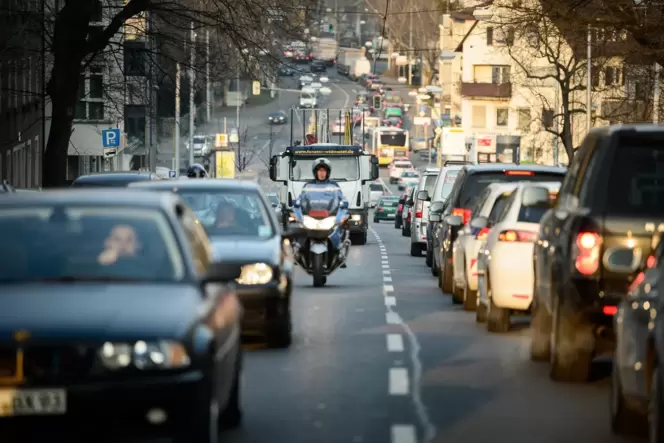 Luftverschmutzung durch den Autoverkehr war und ist vor allem in Stuttgart ein großes Problem.