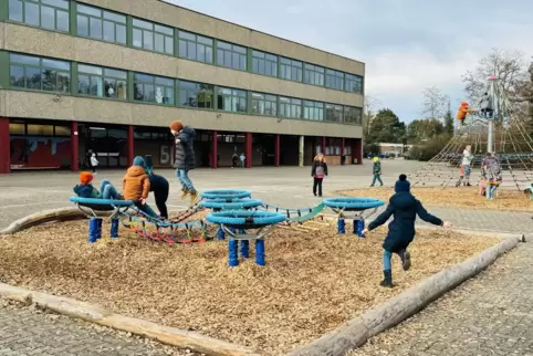 Die Klingbachschule hat ihren Pausenhof um eine Attraktion reicher gemacht. 