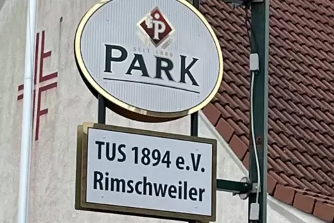 Im Clubheim in Rimschweiler werden ab dem Sommer nur noch Fans sein, die TuS-Spiele besuchen. 
