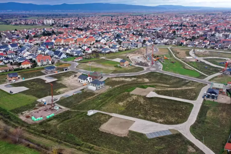 Grundstücksverkäufe im Baugebiet „Südlich der Rosenstraße“ haben zwei Millionen Euro eingebracht.