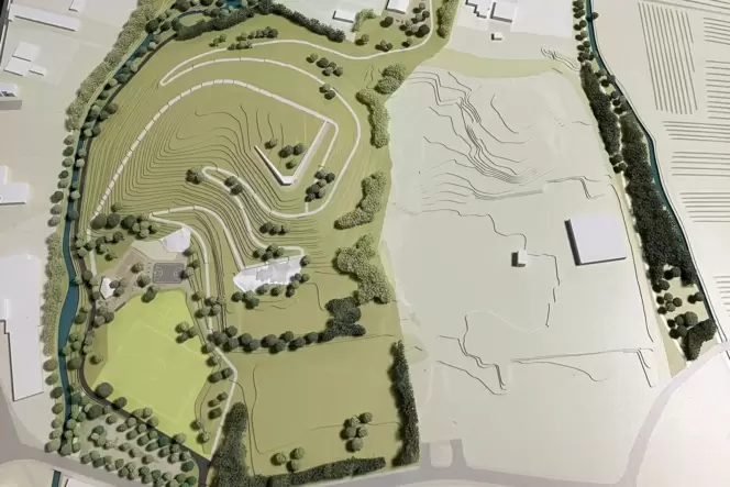 Ausschnitt aus dem 3-D-Modell der künftigen Landesgartenschau: Links unten der Sportpark, darüber der einstige Müllberg.