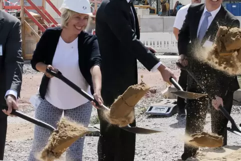 Stefanie Seiler in Aktion: Die Oberbürgermeisterin will künftig nicht mehr „nur Bauen, Bauen, Bauen“.