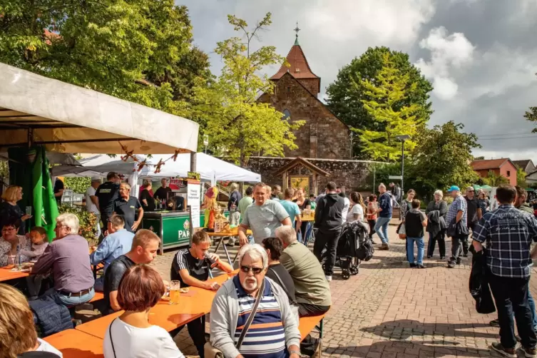 In diesem Jahr feiert Großbundenbach wieder das Walnussfest. Dazu sollen diesmal auch regionale Erzeuger von regionalen Produkte