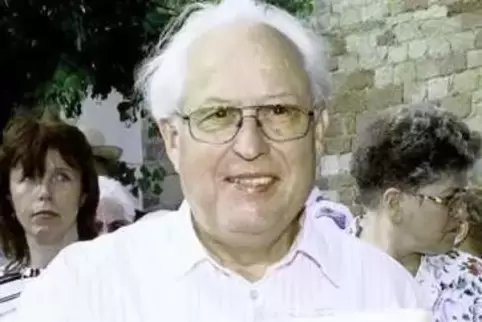 War von 1989 bis 1999 Bürgermeister von Römerberg: Günter Möhler.