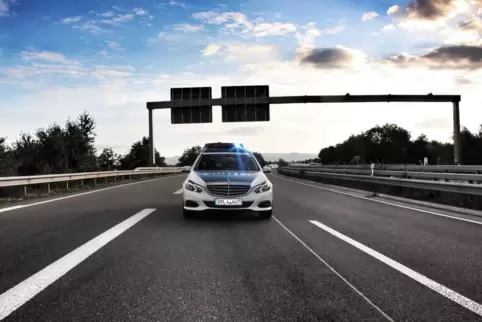 pastruchheim_autobahn_abendstimmung