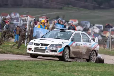 Frank Schlinck und Ivonne Treiling landeten mit ihrem Wagen am Ende auf Platz drei. 