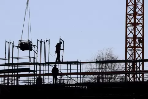 Viele Billigarbeiter werden auch auf dem Bau eingesetzt.