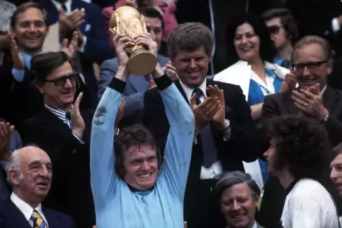Sein größter Triumph: 1974 wurde Sepp Maier in München mit Deutschland gegen die Niederlande Weltmeister.