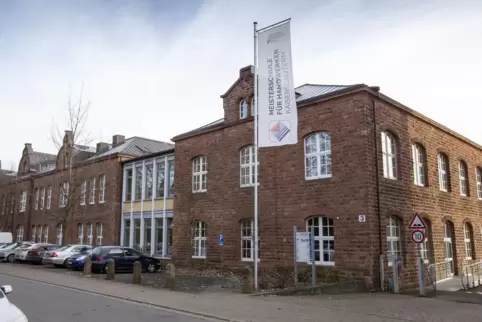 Die Entscheidung für drei Berufe an der Meisterschule ist gefallen; wie geht es weiter? 