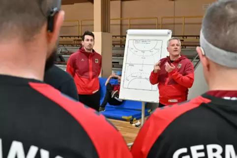 Die Deafboys, die Gehörlosen-Handball-Nationalmannschaft, haben schon oft in der Haßlocher Pfalzhalle trainiert. 