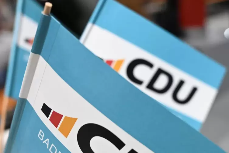 Die CDU-Liste für den Ortsgemeinderat in Harthausen steht.